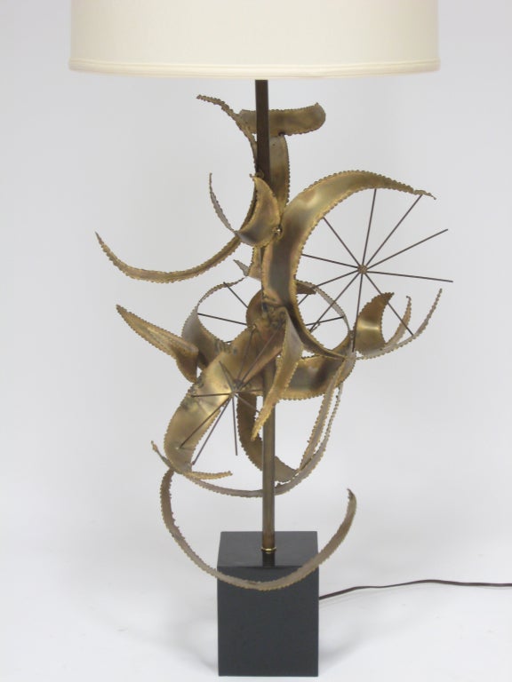 Lampe de table sculpturale par Laurel Bon état - En vente à Highland, IN