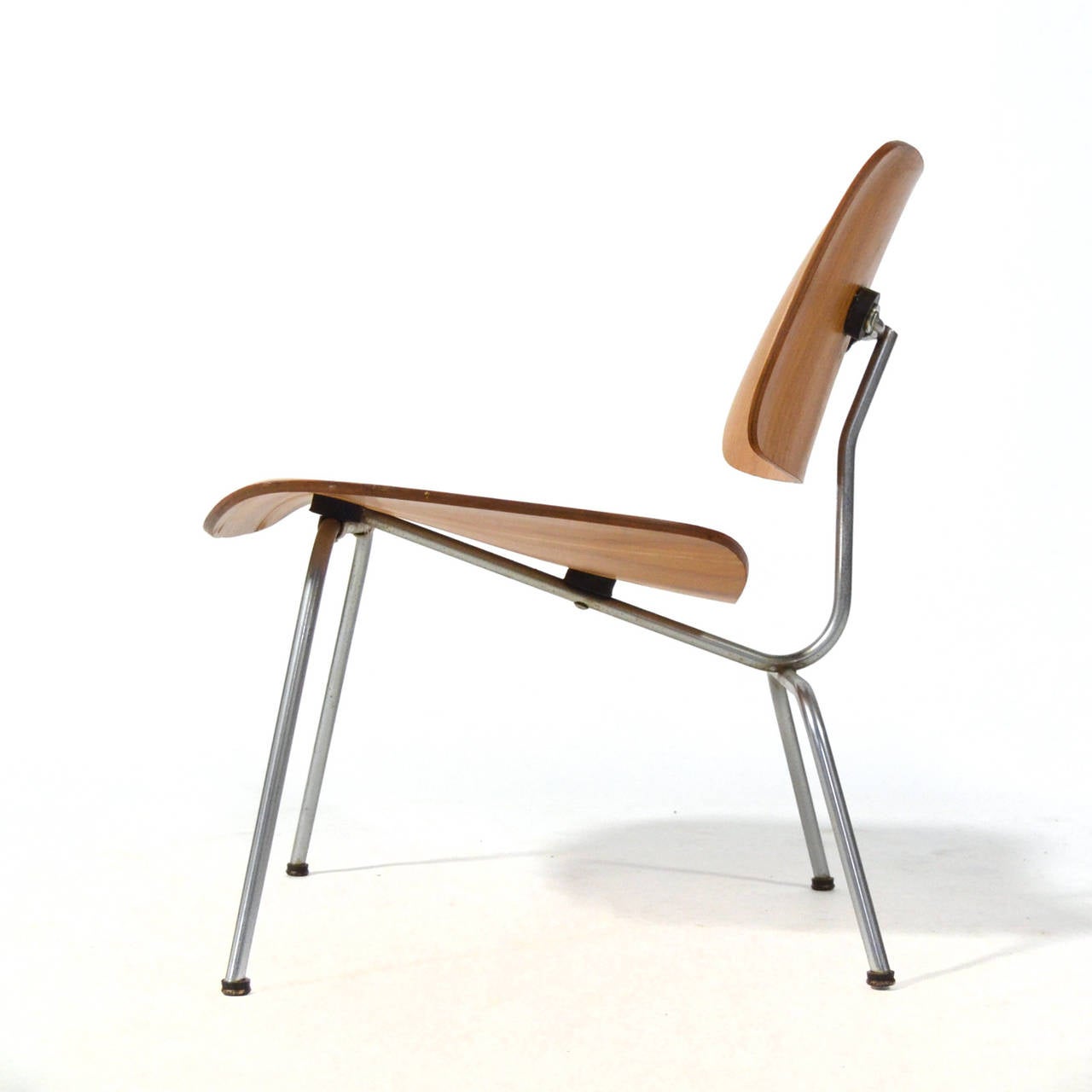 Mid-Century Modern Eames LCM Lounge Chair by Herman Miller with Developmental Mounts