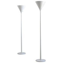 Paire de lampadaires torchères Nessen