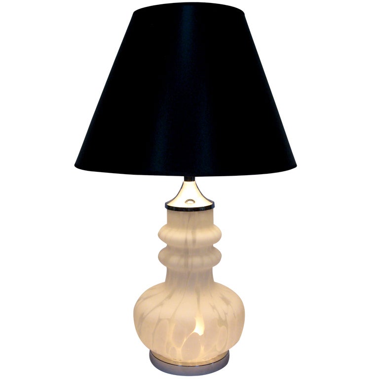 Laurel Table Lamp with Italian Glass Base For Sale