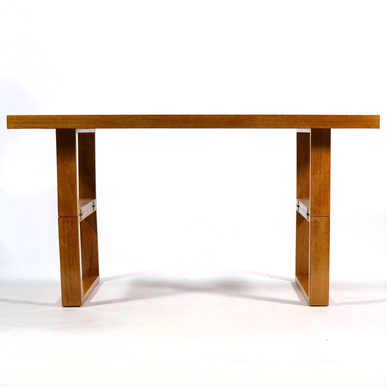 Mid-Century Modern Van Keppel-Green Camel Table by Brown Saltman