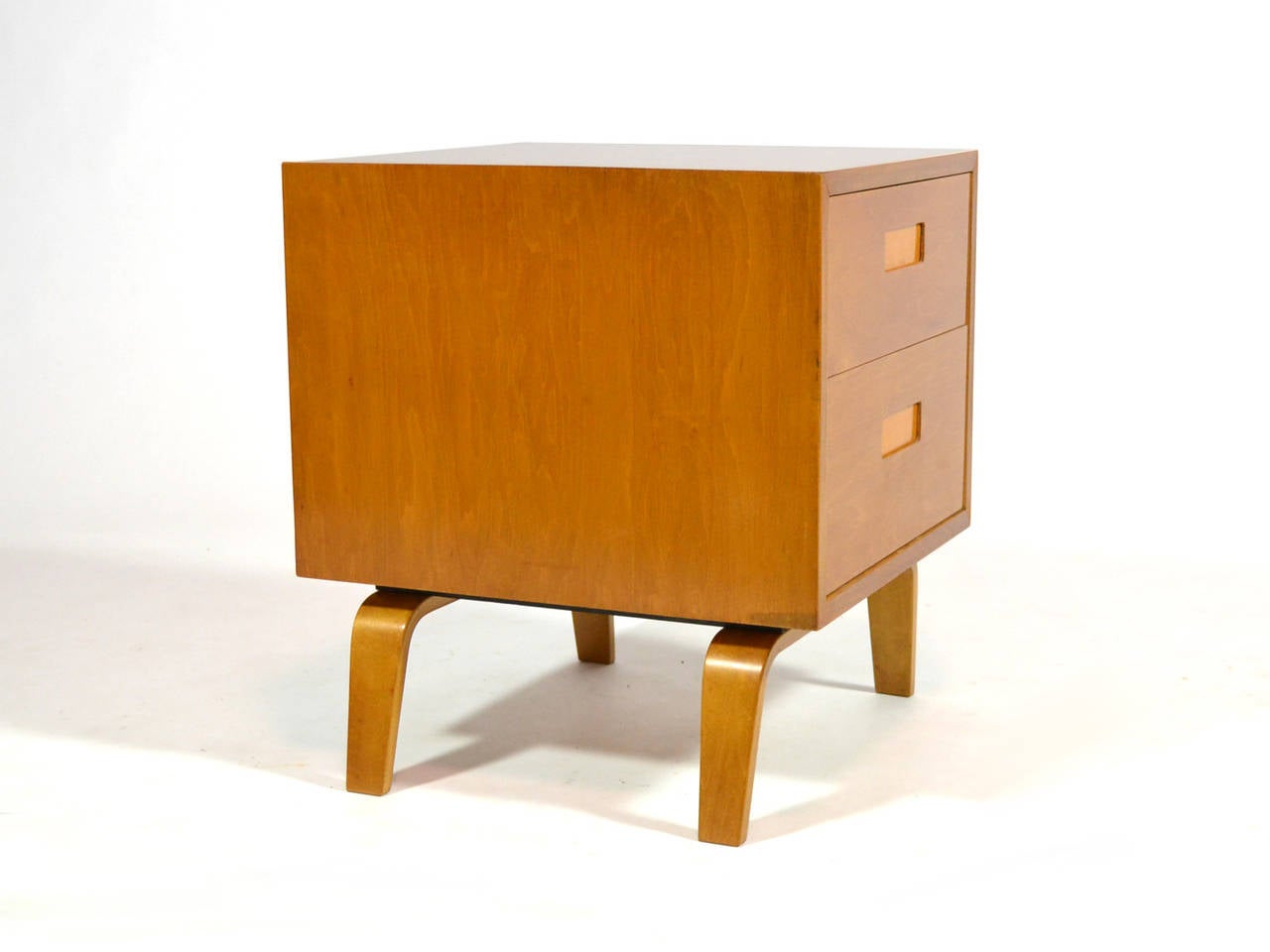 Mid-20th Century Clifford Pascoe Pair of Nightstands or End Tables