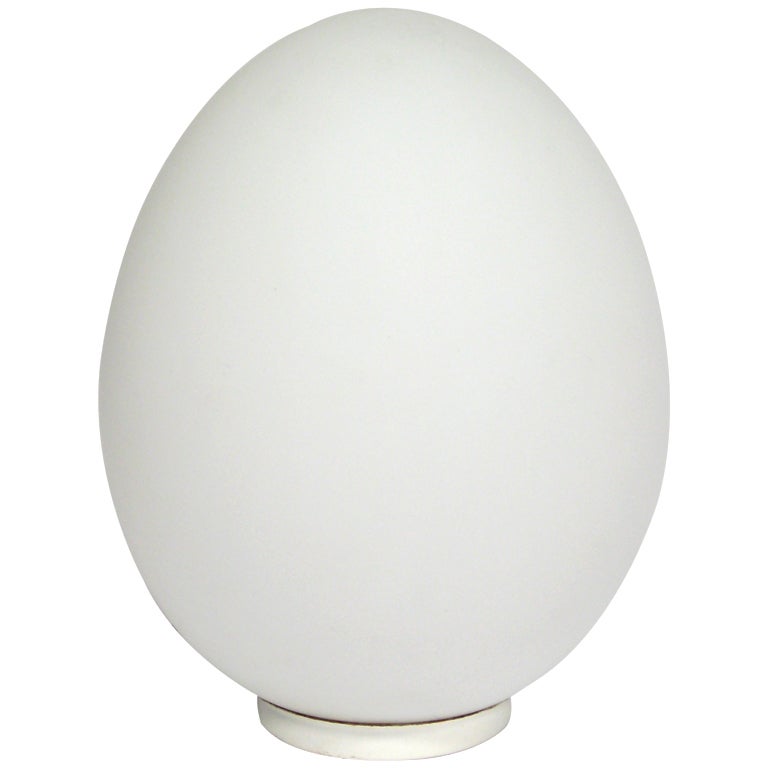 Laurel "Egg" Table Lamp