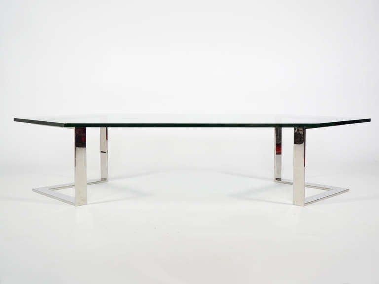 Mid-Century Modern Table basse en chrome et verre par Directional en vente