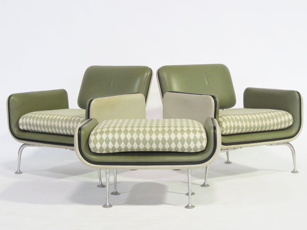 American Alexander Girard lounge chairs and ottoman by Herman Miller