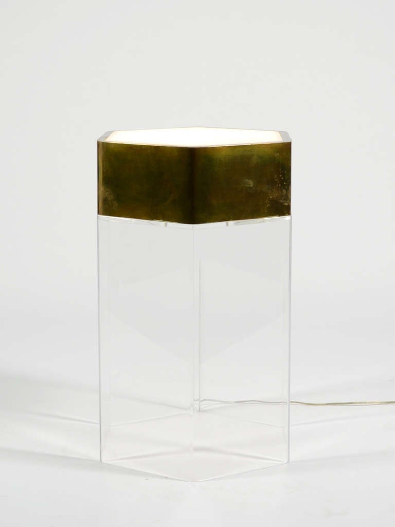 American Hexagonal Illuminated pedestal in brass and lucite
