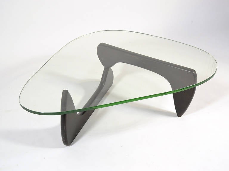 Very Fine Early Noguchi Coffee Table by Herman Miller 3