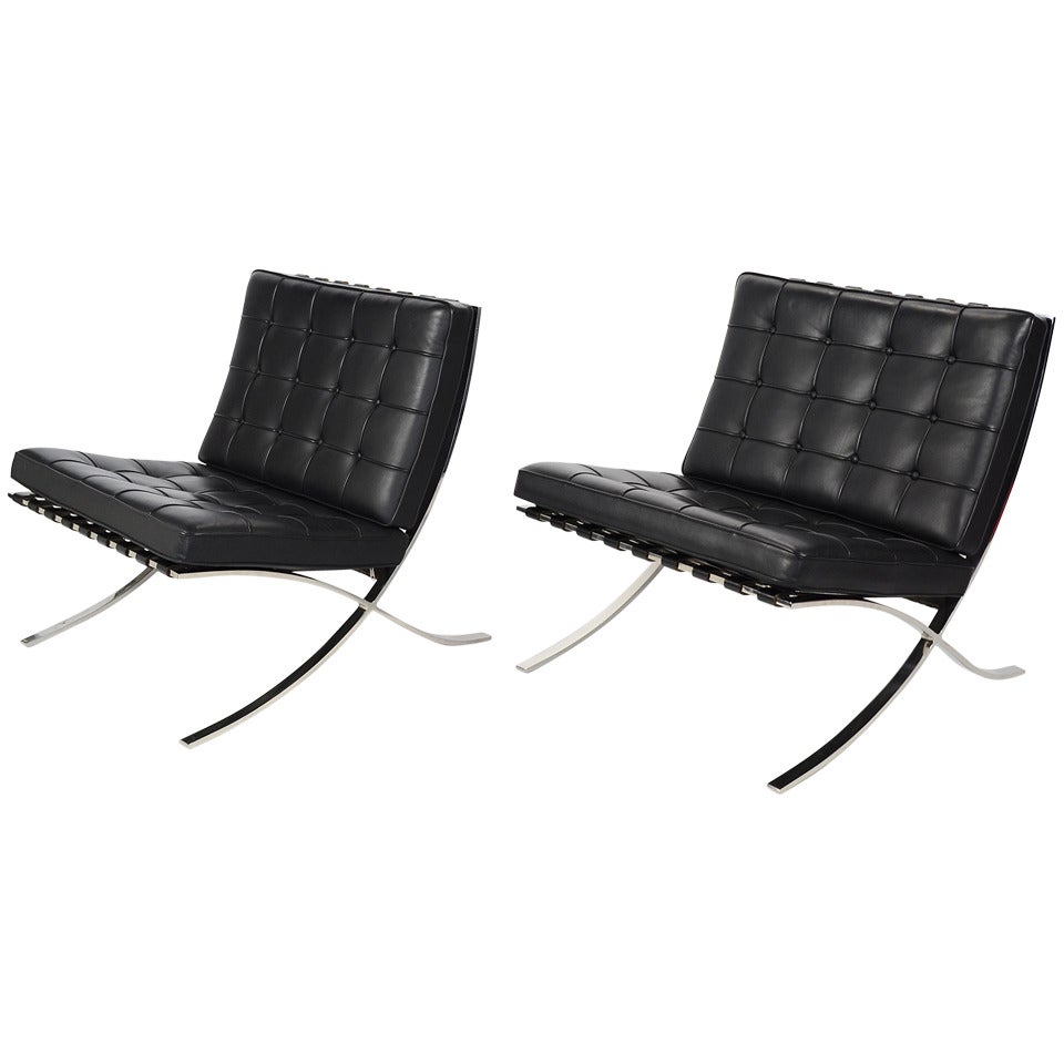 Ludwig Mies van der Rohe Barcelona Chairs by Knoll