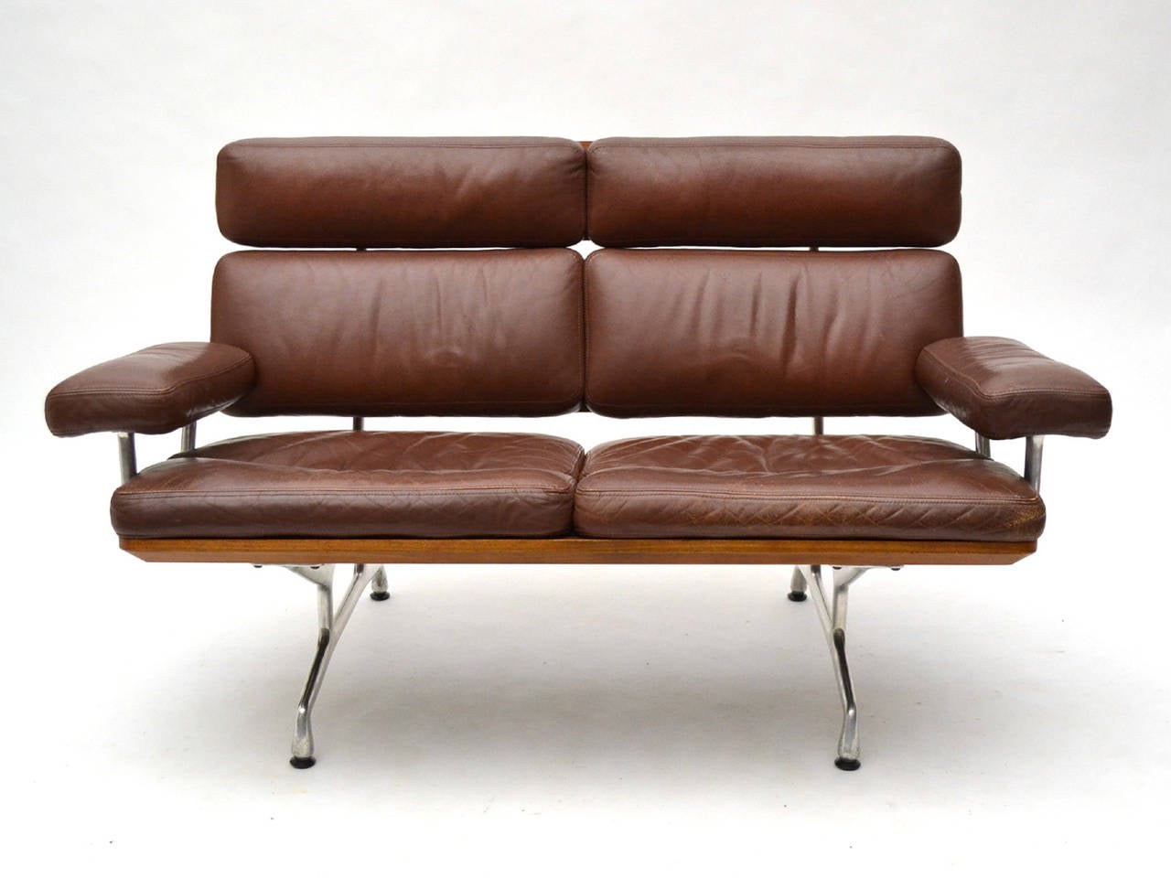 Eames Sofa aus Teakholz und Leder von Herman Miller (amerikanisch)