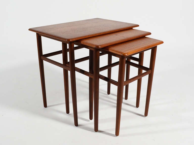 Set of Danish Teak Nesting Tables In Good Condition In Highland, IN