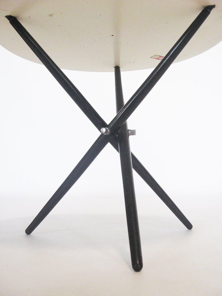 Hans Bellman Tripod Table By Knoll In Good Condition In Highland, IN