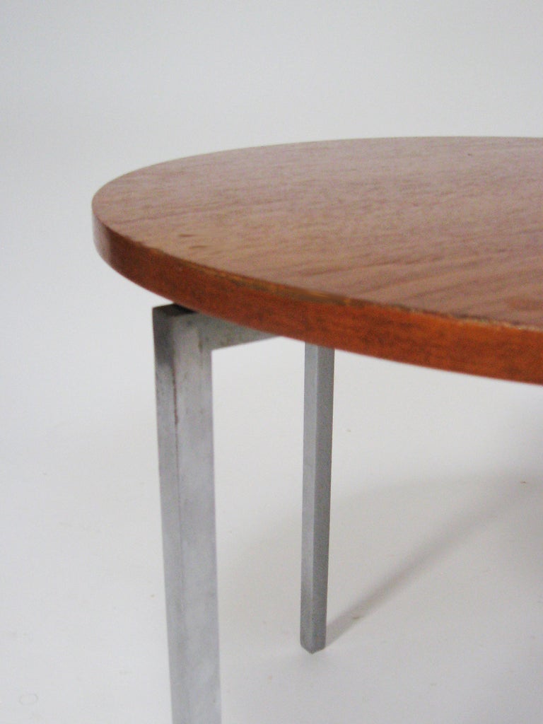 Table d'appoint ou table d'extrémité Florence Knoll par Knoll en vente 1