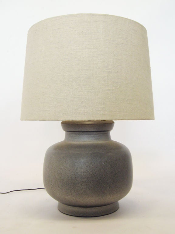Large decorated ceramic table lamp