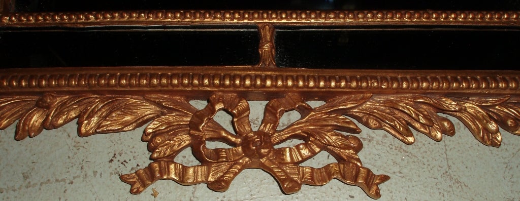 Miroir encadré de verre de style Louis XVI en vente 4