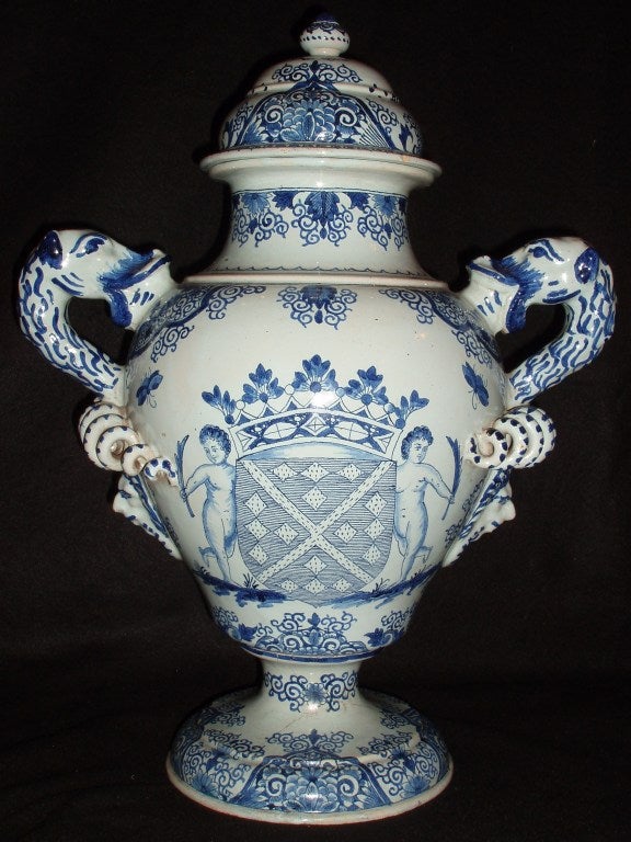 Charming Blue and White Tin Glazed Villeroy and Boch Urn In Good Condition In Palm Beach, FL
