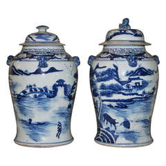 Pair of Blue and White Matched Chinese Export Lidded Jars 4