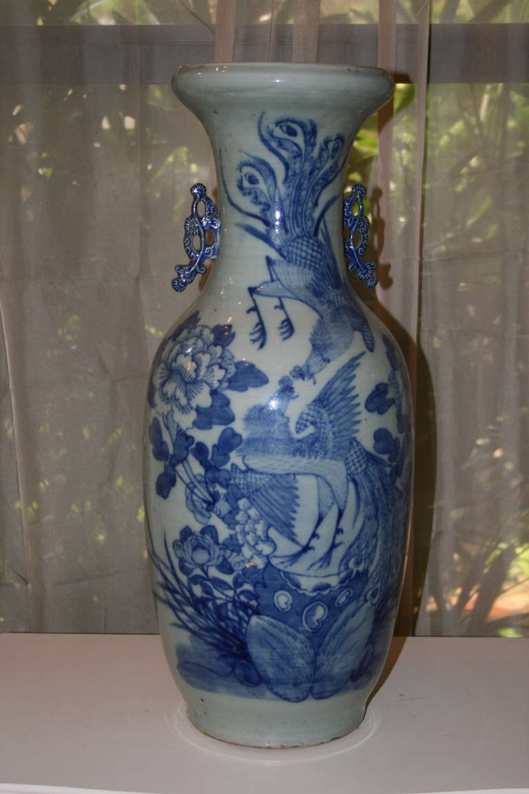 Temple vase, tall celadon and blue Chinese export porcelain, circa 1890.
ACC-6863.