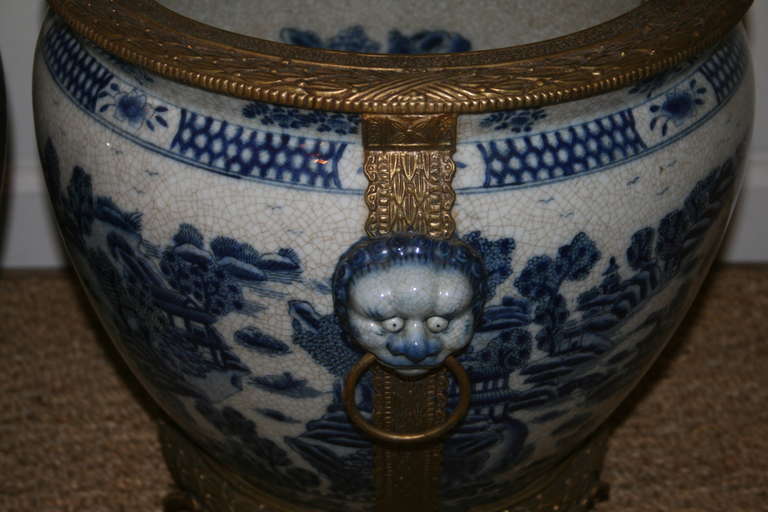 Pair of Blue and White Chinese Export Fish Bowls with Bronze Mounts In Good Condition In Palm Beach, FL