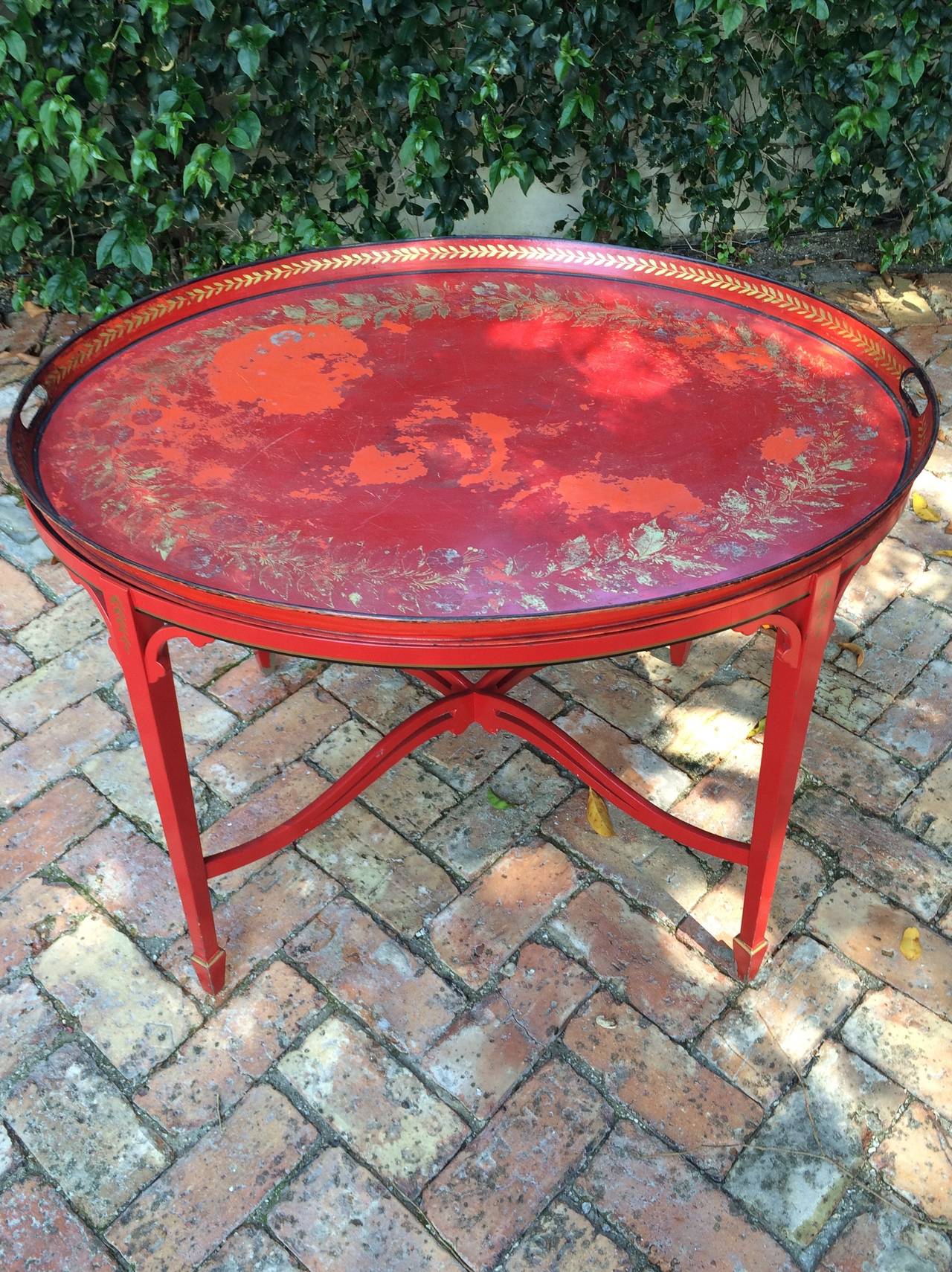 19th Century Empire Oval Red Tole Tray Table with Parcel Gilt For Sale