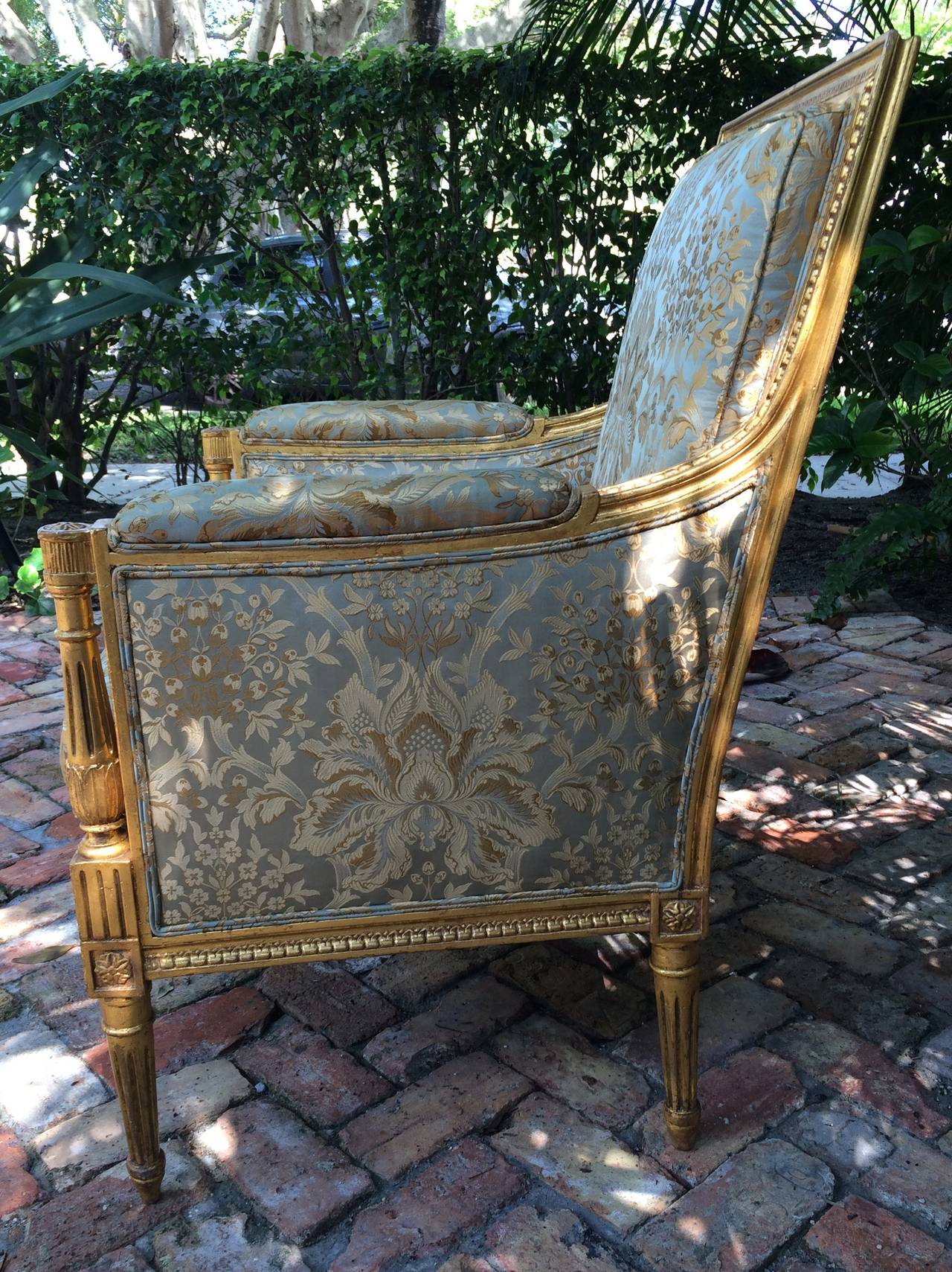 20th Century Louis XVI Style Carved Giltwood Bergere 