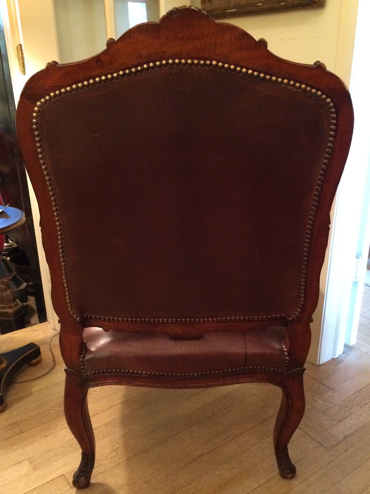 Louis XV Style Walnut Fauteuil  In Good Condition For Sale In Palm Beach, FL