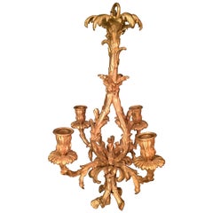 Lampadario a quattro luci Doré in bronzo in stile Luigi XIV
