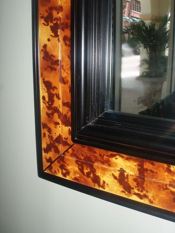 Miroir décoratif fini en fausse écaille de tortue Bon état - En vente à Palm Beach, FL