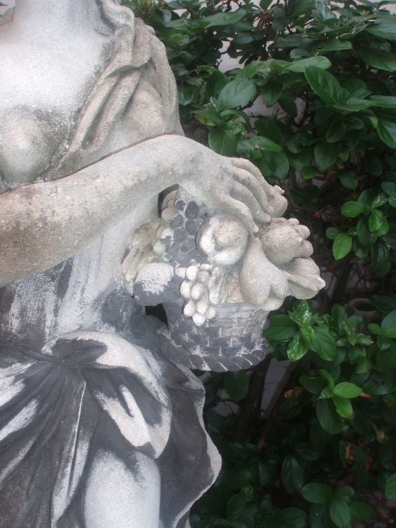 Magnifique statue italienne en pierre moulée en vente 1