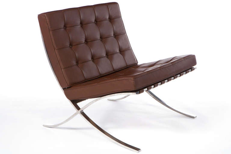 American  Barcelona Chairs by Ludwig Mies Van Der Rohe For Knoll