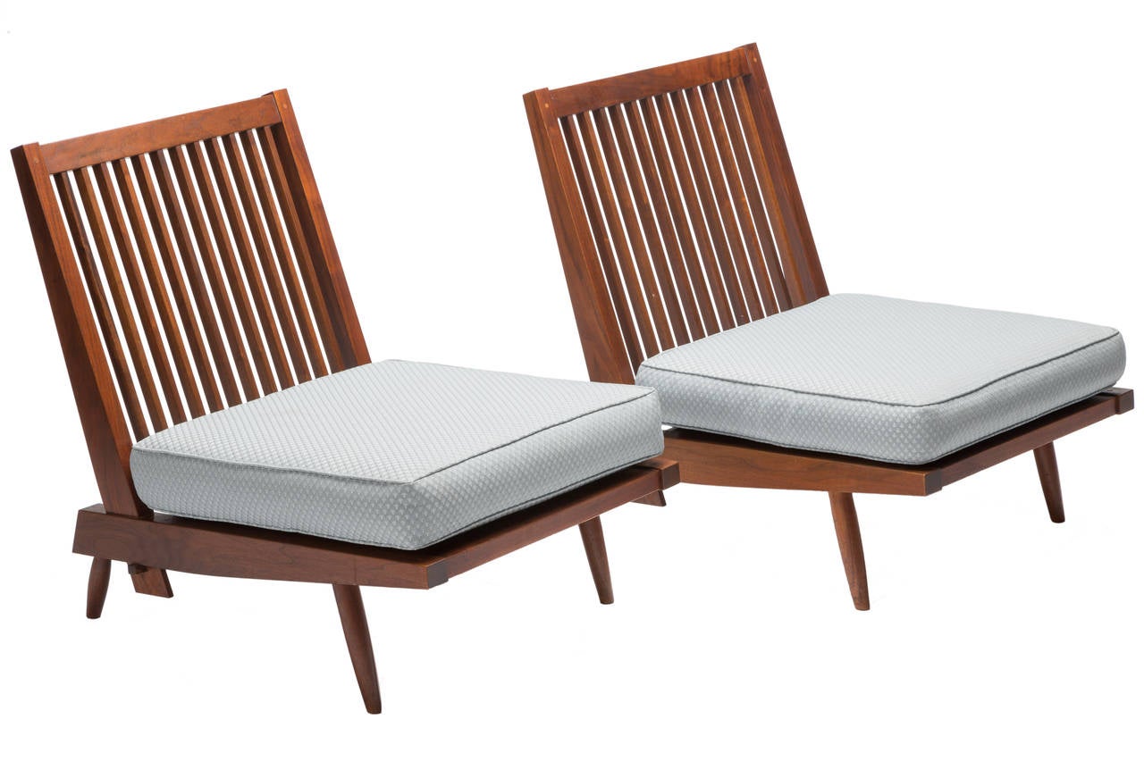Mid-Century Modern Pair of Spindle Back Lounge Chairs by George Nakashima