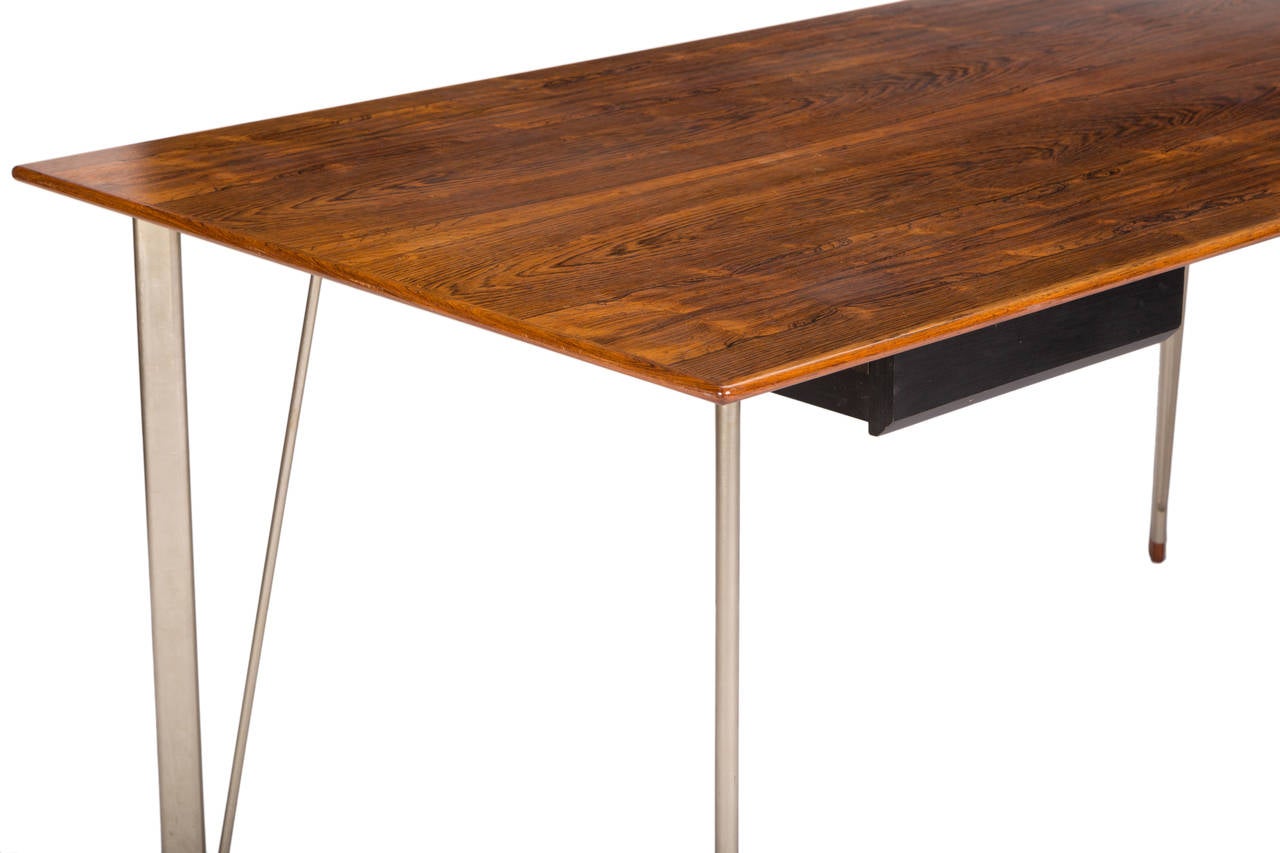 Scandinavian Modern Rosewood Desk by Arne Jacobsen for Fritz Hansen