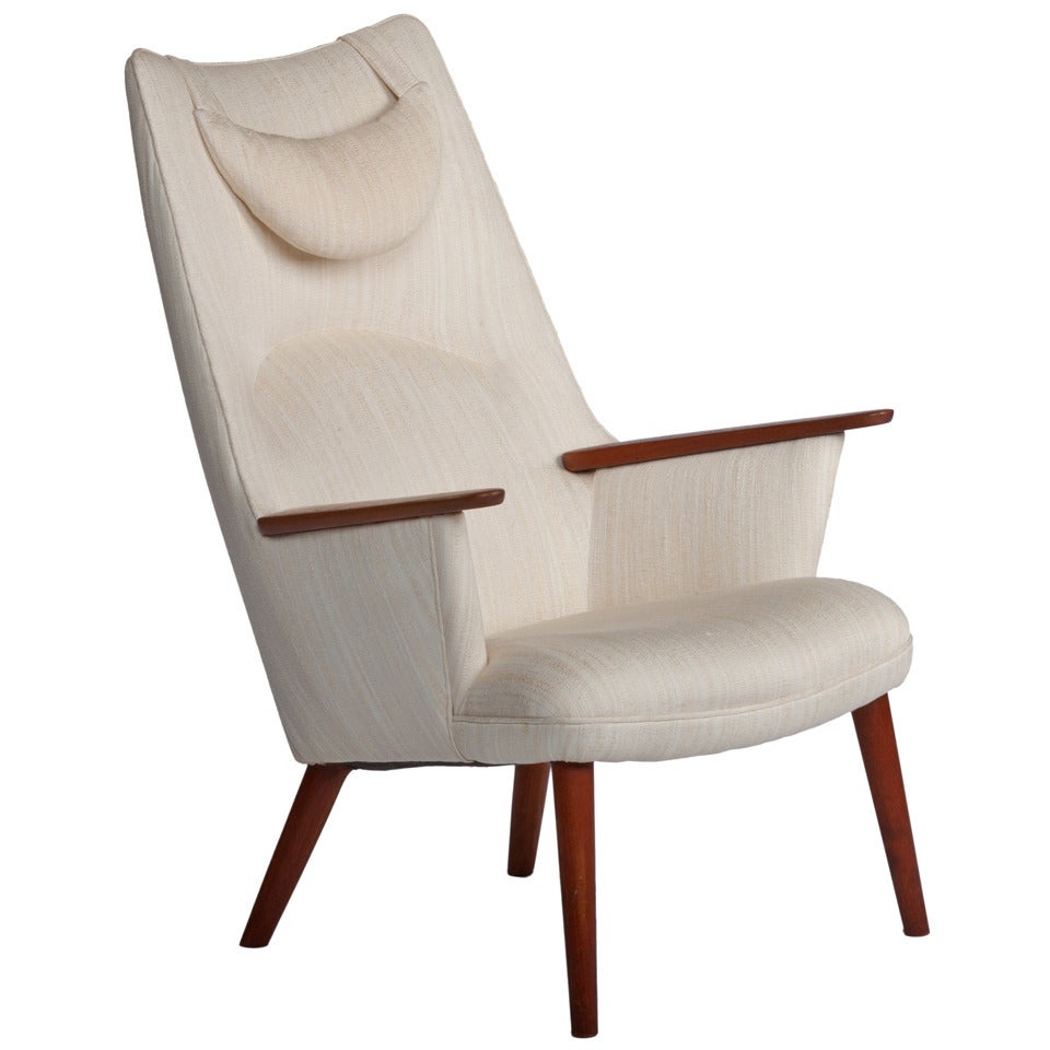 Lounge Chair by Hans Wegner for AP Stolen