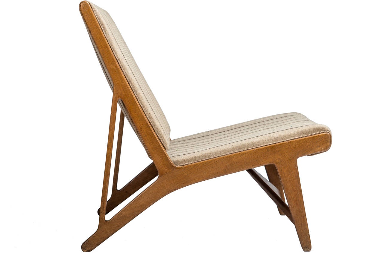 Scandinavian Modern Hans Wegner Settee for Johannes Hansen Model JH 555