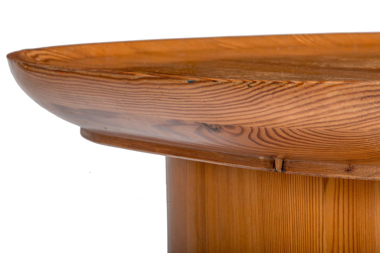 Utö Table by Axel Einar Hjorth for Nordiska Kompaniet In Excellent Condition In Pawtucket, RI