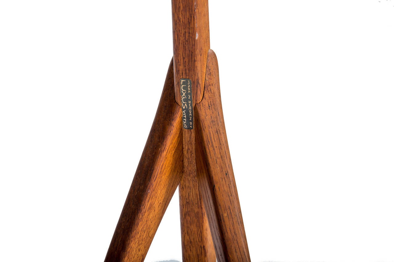 Praying Mantis Floor Lamp by Luxus Vittsjö In Good Condition In Pawtucket, RI