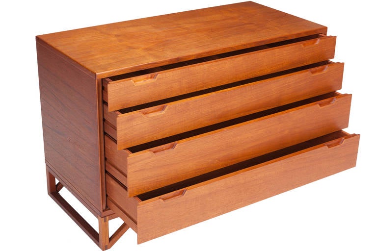 Pair of Teak Chests by Svend Langekilde In Excellent Condition For Sale In Pawtucket, RI