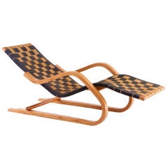 Early Alvar Aalto  cantilevered chaise lounge