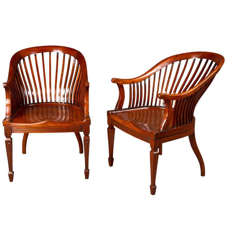 Good Pair of Edwardian Walnut Club Chairs For Sale