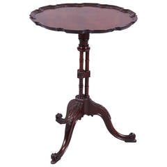 Good Mahogany Pie-Crust Side Table in the Manner of Thomas Chippendale