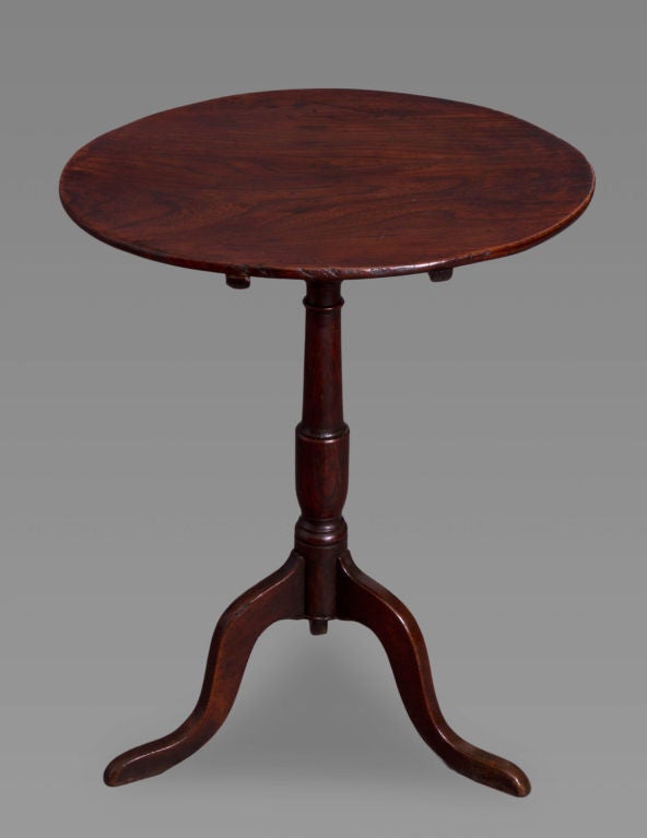 English George III Elm and Oak Tripod Table For Sale