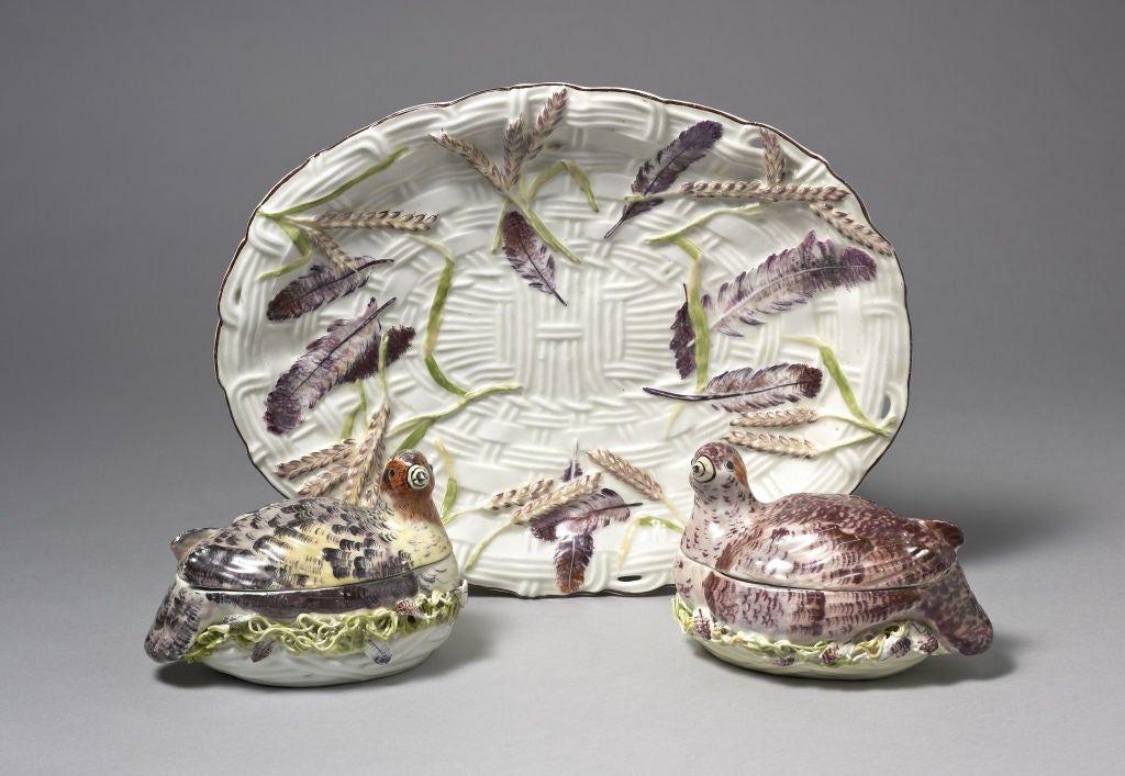 English An Important Pair of Chelsea Partridge Tureens and Covers For Sale