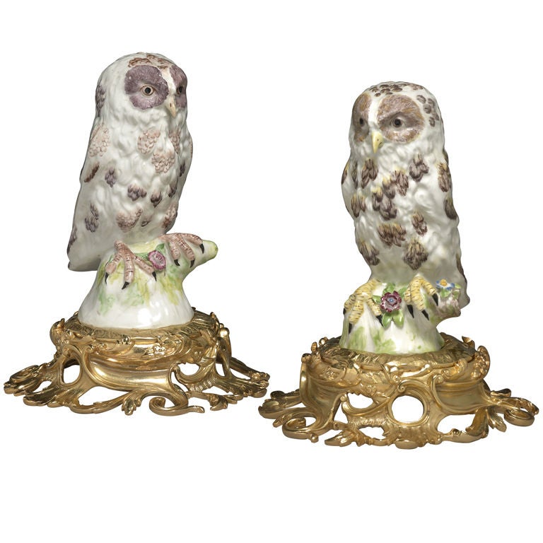 An extremely rare and important pair of Bow Owls For Sale