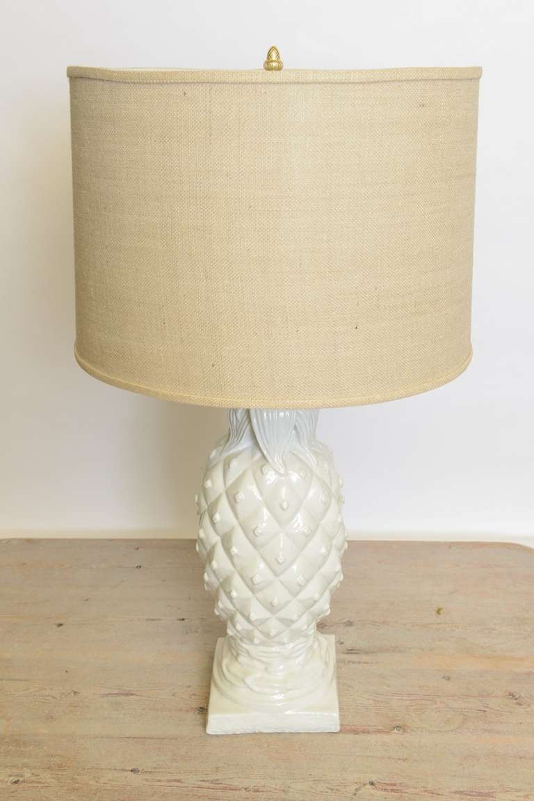 A Pair of American Ceramic White Pineapple Lamps For Sale at 1stDibs