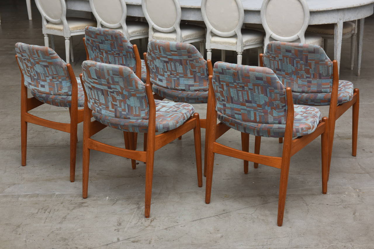 Set of Six Teak Danish Modern Dining Chairs by Arne Vodder For Sale 1