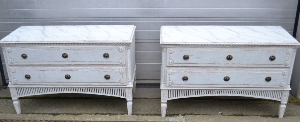 Scandinavian  Swedish Gustavian Painted Pair of Chests