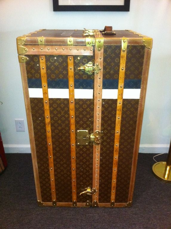 Louis Vuitton Womens travel trunk Once belonging to Mrs Phyllis Ellsworth Douglas wife of Clarence Douglas Mint condition with stipes and initials