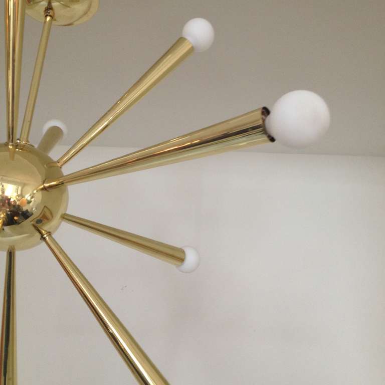 Stilnovo Attributed Sputnik Chandelier Brass In Excellent Condition For Sale In Westport, CT