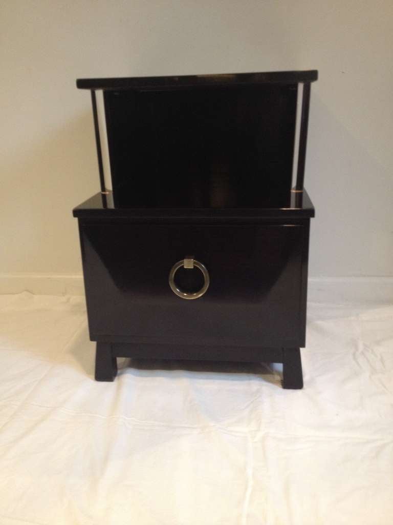 Robsjohn-Gibbings Dark Walnut Lucite Rod End Tables In Excellent Condition In Westport, CT