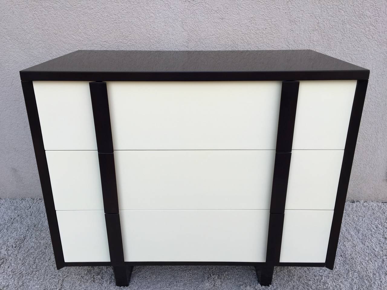 Pair of Paul Laszlo Chests In Excellent Condition In Westport, CT