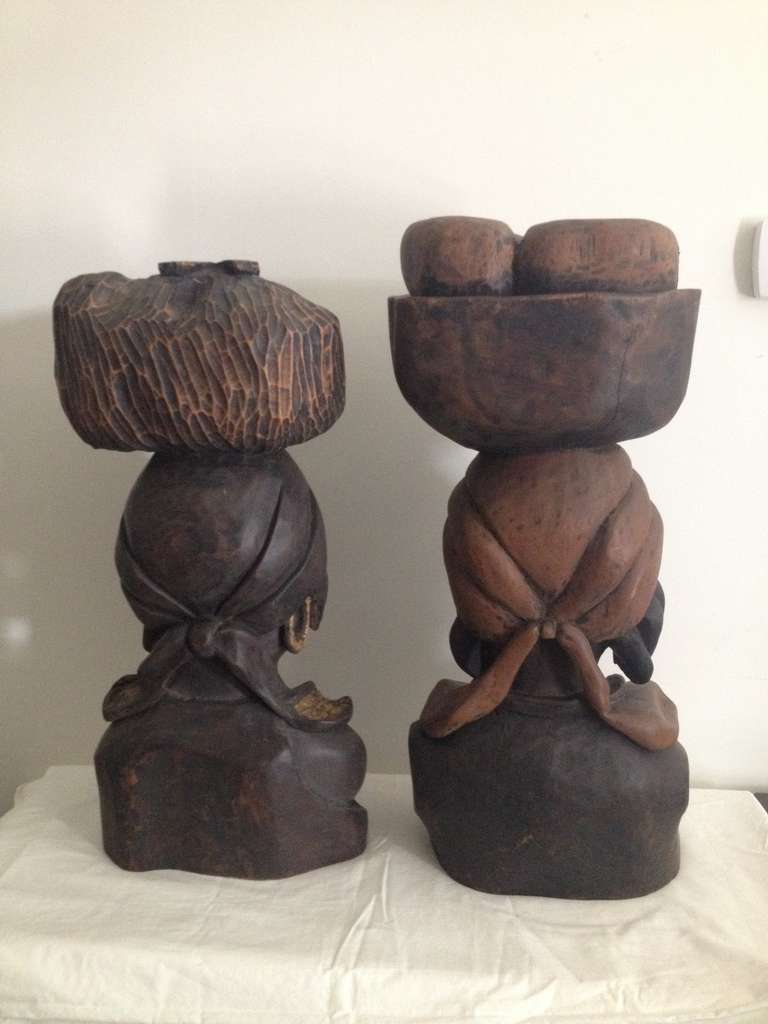 Extra larges figurines haïtiennes en bois sculpté en vente 2